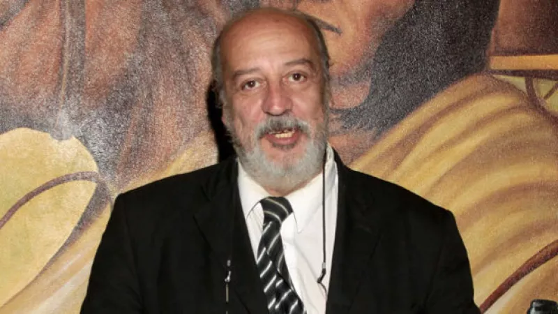 Lo recordaran por su personaje de “Julio regalado” y otras participaciones en telenovelas. El actor falleció esta tarde así lo confirmó la ANDA.