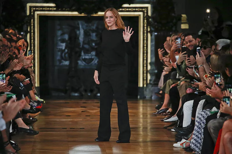 Stella McCartney : Runway - Paris Fashion Week - Womenswear Spring Summer 2020