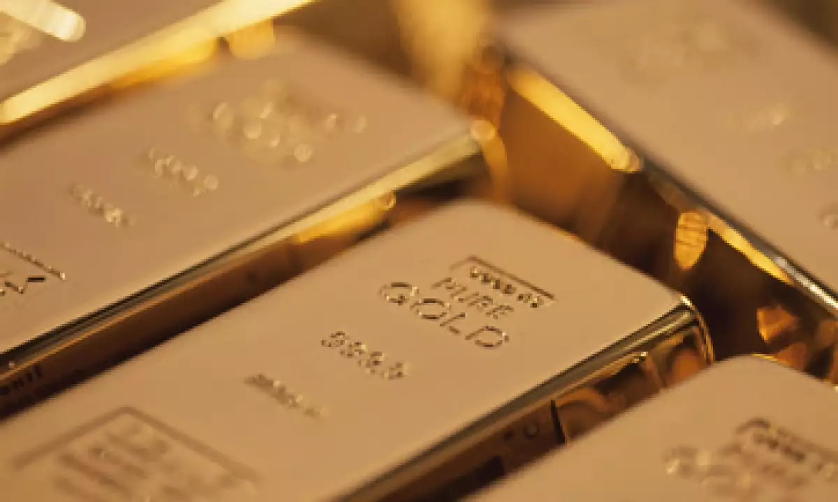 El oro ha caído ante preocupaciones de que la era de dinero barato de la Fed está culminando ante una mejora en las cifras económicas de EU. (Foto: Getty Images)