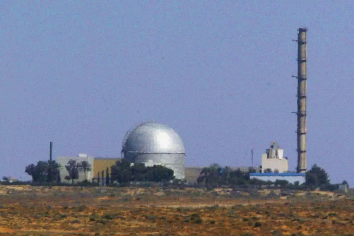 Una foto de archivo reciente sin feda del reactor nuclear de Israel en Dimona.