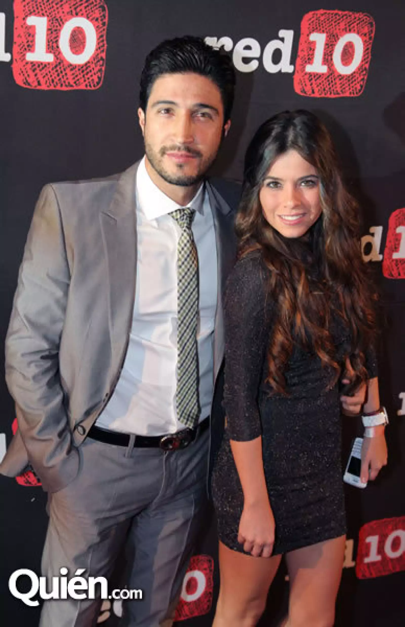 Alex Esparza,Karina Torres