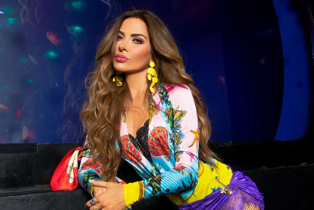 GLORIA-TREVI1.jpg