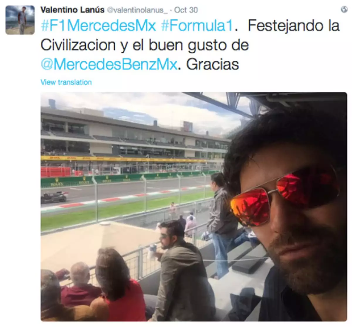El actor asistió al primer día del evento.