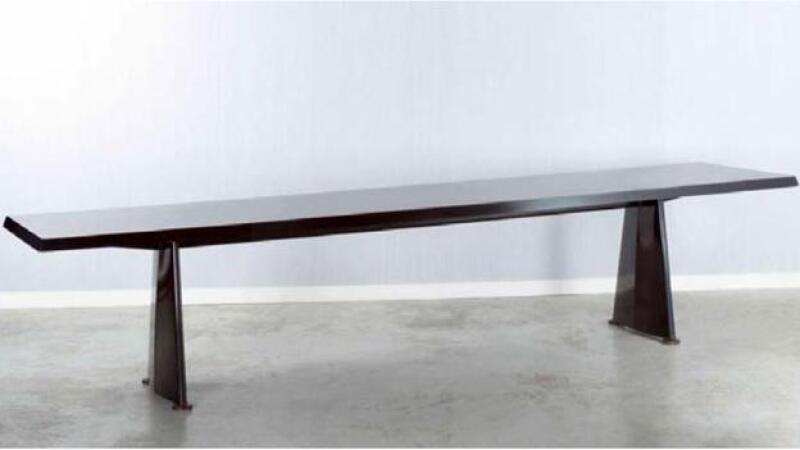Mesa de Jean Prouve