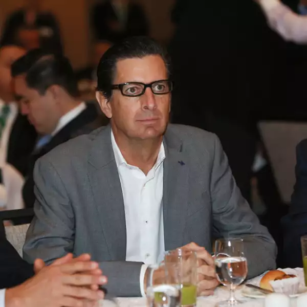 100 años de confiar