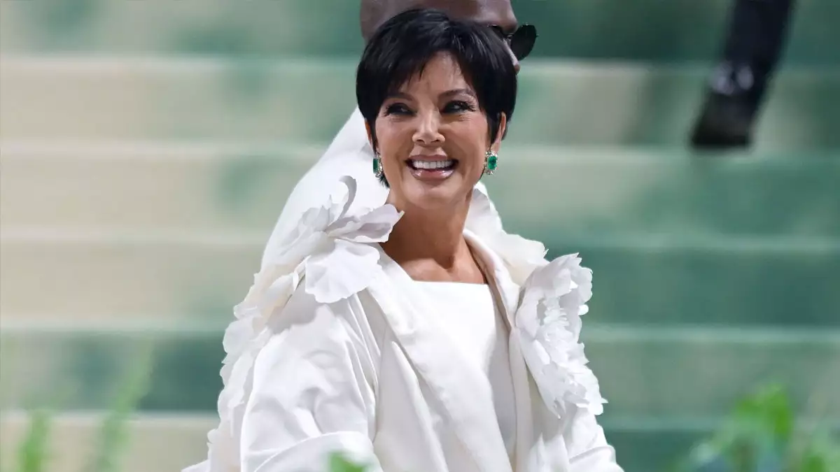 kris-jenner-facelift