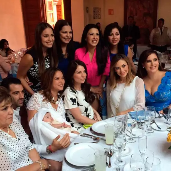 Las actrices lucieron muy guapas en el bautizo del hijo de Angélica Vale.