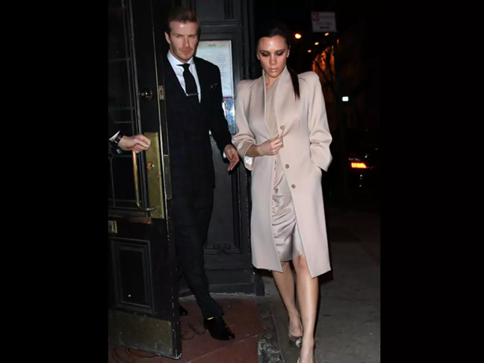 Victoria y David  Beckham salieron a cenar a Minetta Tavern para festejar el día del amor.