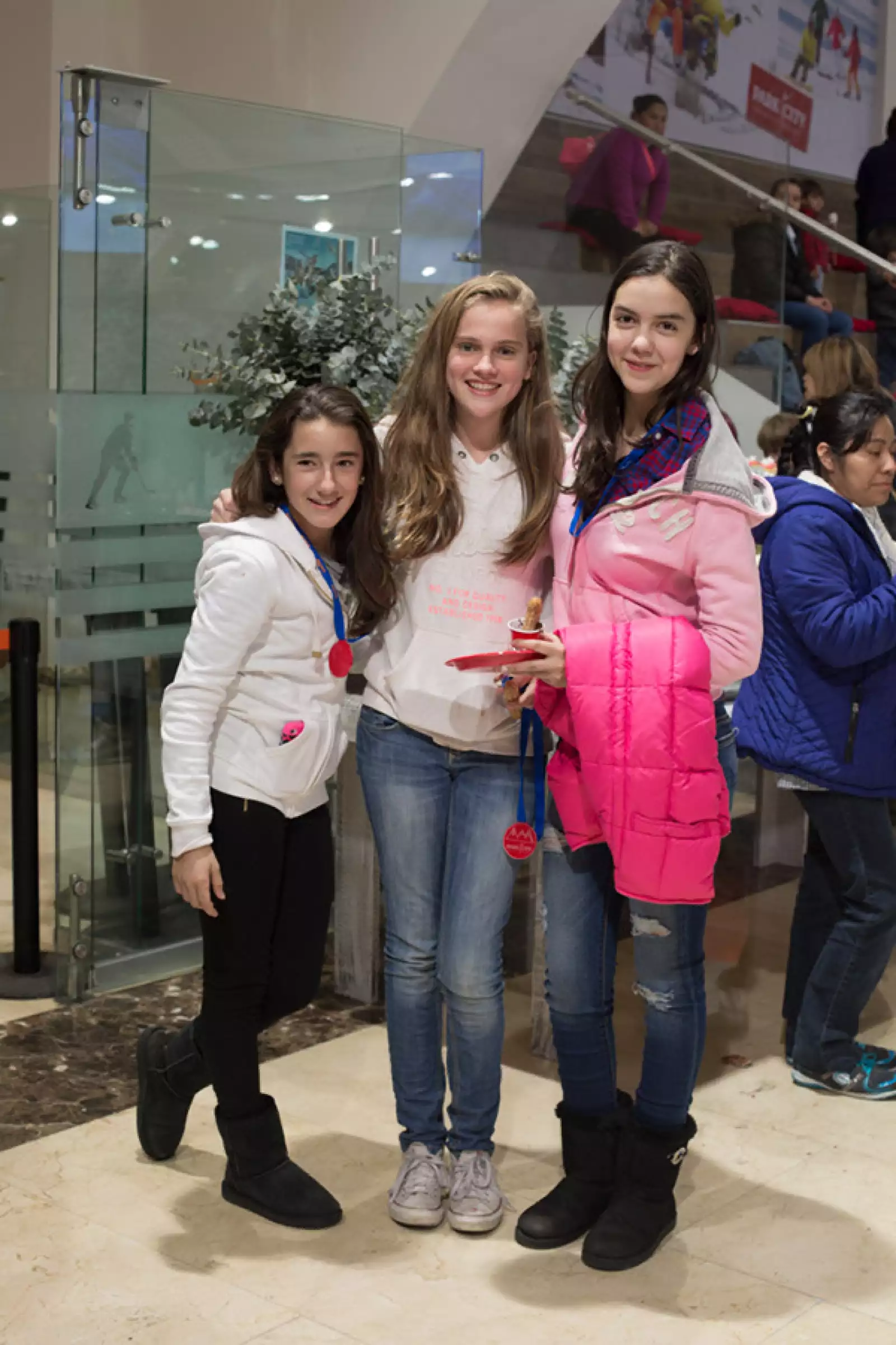 Dani Aguilar, Ana Pérez y María Alarcón