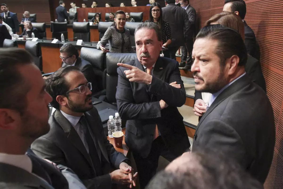 La Cámara alta está en el periodo extraordinario en el que, entre otros temas, aprobó lo relativo en materia anticorrupción.