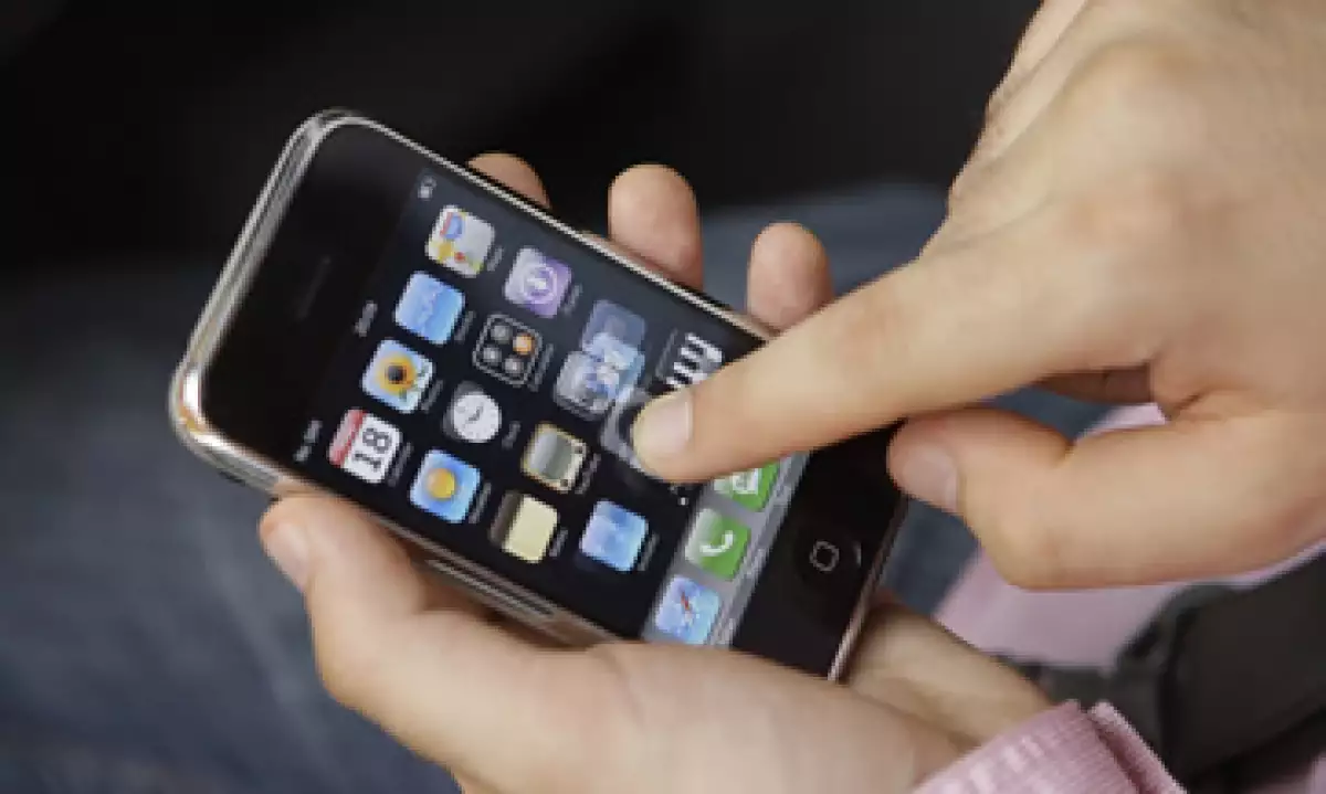 Apple acapara el 85% del mercado de los teléfonos que cuestan por arriba de los 500 dólares. (Foto: AP)