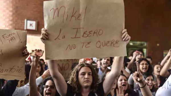 "La Ibero no te quiere"