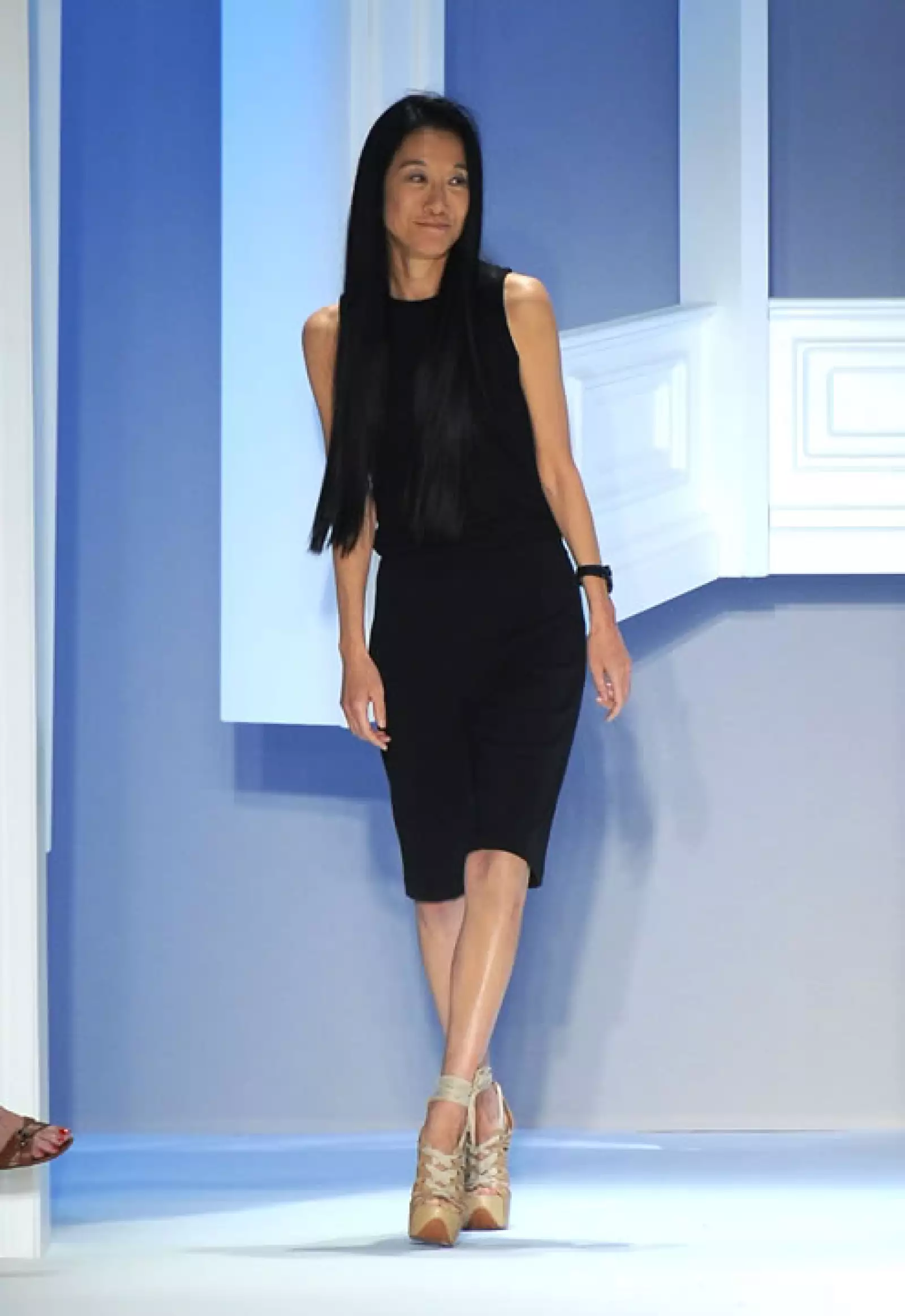 La diseñadora cumple el día de hoy 64 años con reconocimiento mundial por su cotizada colección de vestidos de novia.