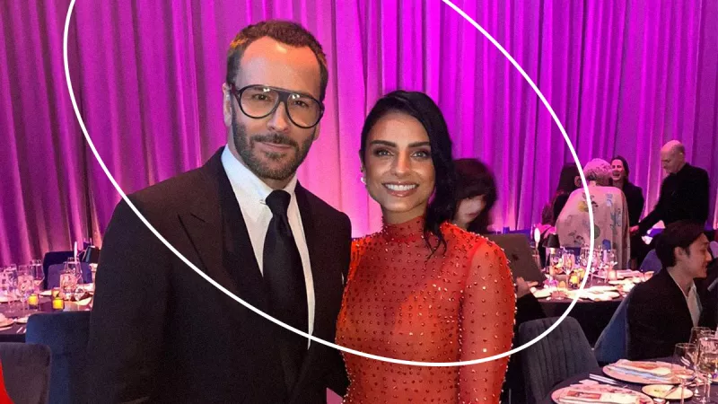 Aislinn Derbez y Tom Ford en los Green Carpet Awards.