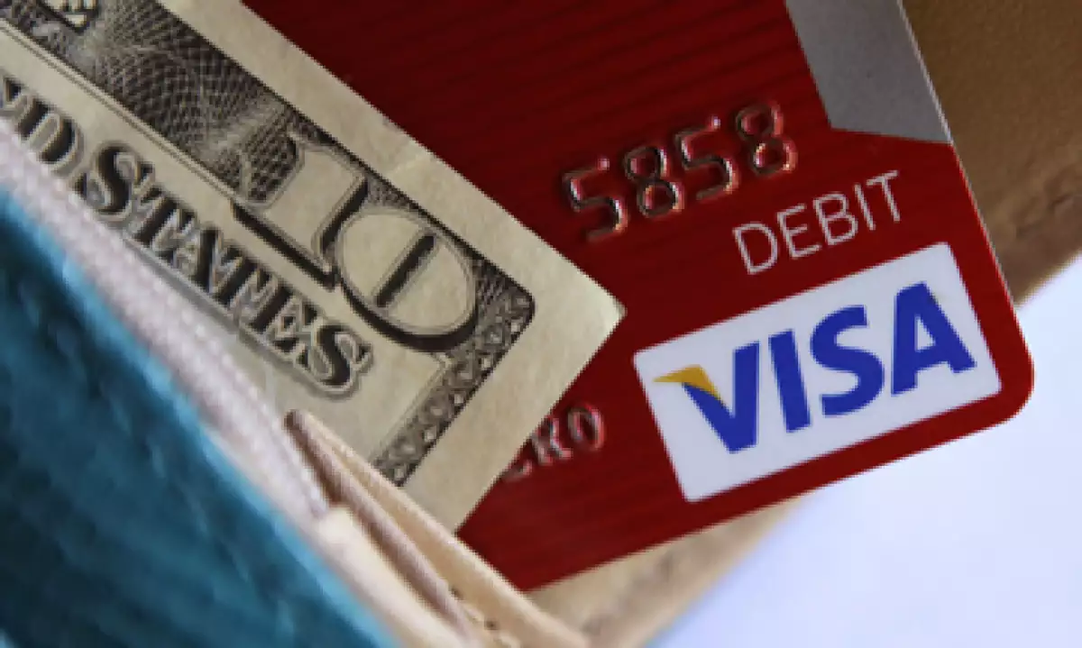 Visa dijo que aún espera un crecimiento anual neto de un 11% a un 15% para el año fiscal 2011. (Foto: AP)