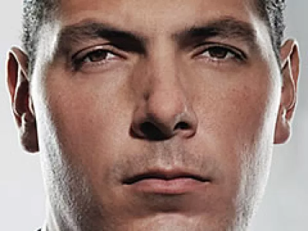 A sus 38 años, Carlos Hank es el banquero más joven y el nuevo capitán de los negocios del clan de los Hank. (Foto: Mondaphoto / Alfredo Pelcastre)