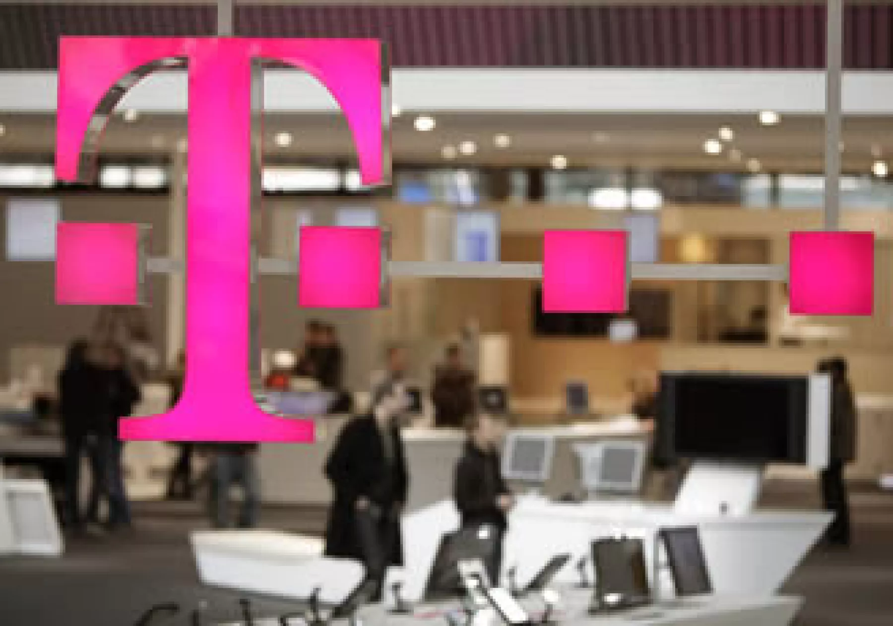 Como parte del trato, Deutsche Telekom obtendrá una participación cercana al 8% en AT&T. (Foto: Reuters)
