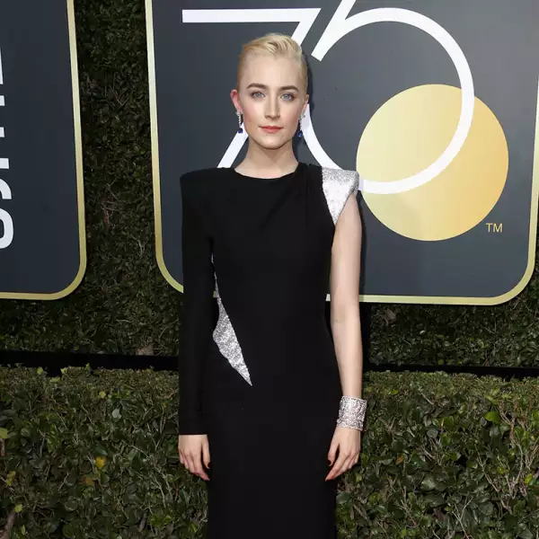 mejor-vestidas-golden-globes-6