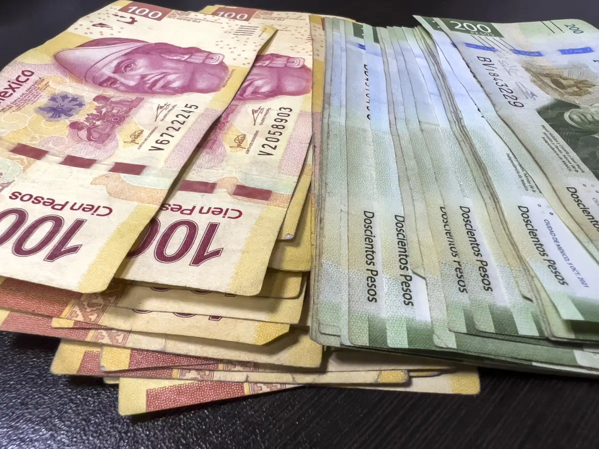 Calendario de pagos beca Benito Juárez 2024 por apellido