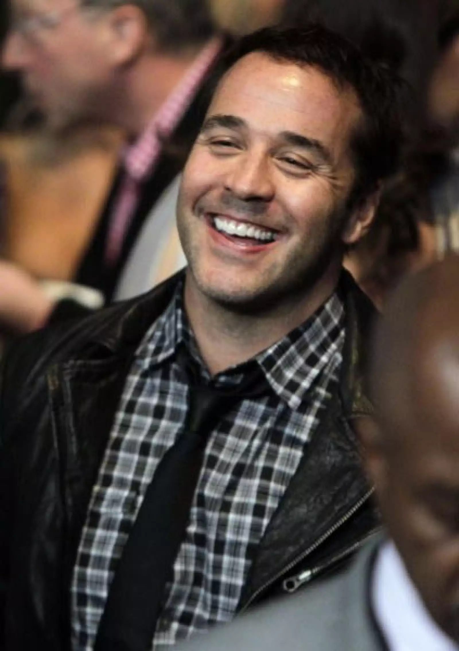 El actor Jeremy Piven estuvo contento con el resultado.