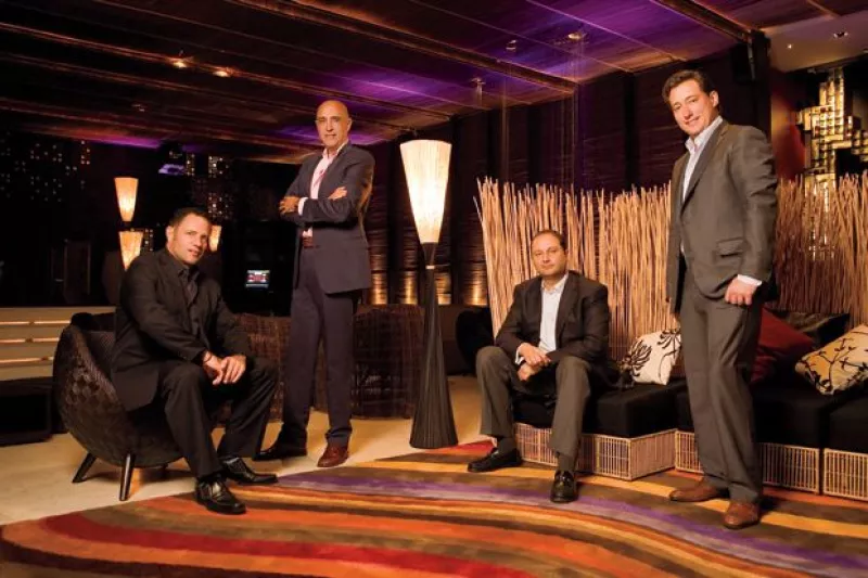 Sergio Berger, Pedro Torres, Eduardo Solórzano y Alberto Cinta crean centro que reúne un restaurante asiático, otro italiano, un lounge, un cabaret, una tienda gourmet, un salón de jazz y un antro.