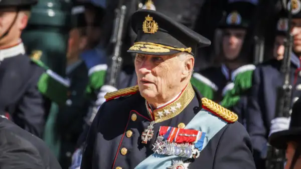 Muere el rey Harald V de Noruega a los 89 años