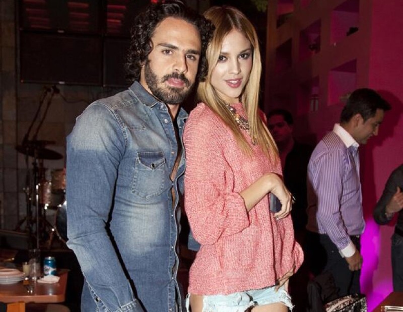 El empresario Pepe Díaz confirmó el término de su noviazgo con Eiza González.