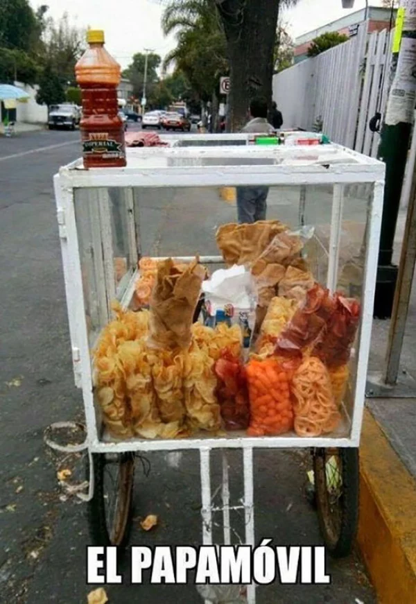 Papamóvil.