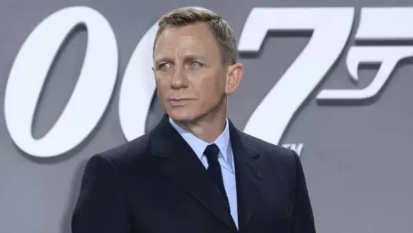 Daniel Craig