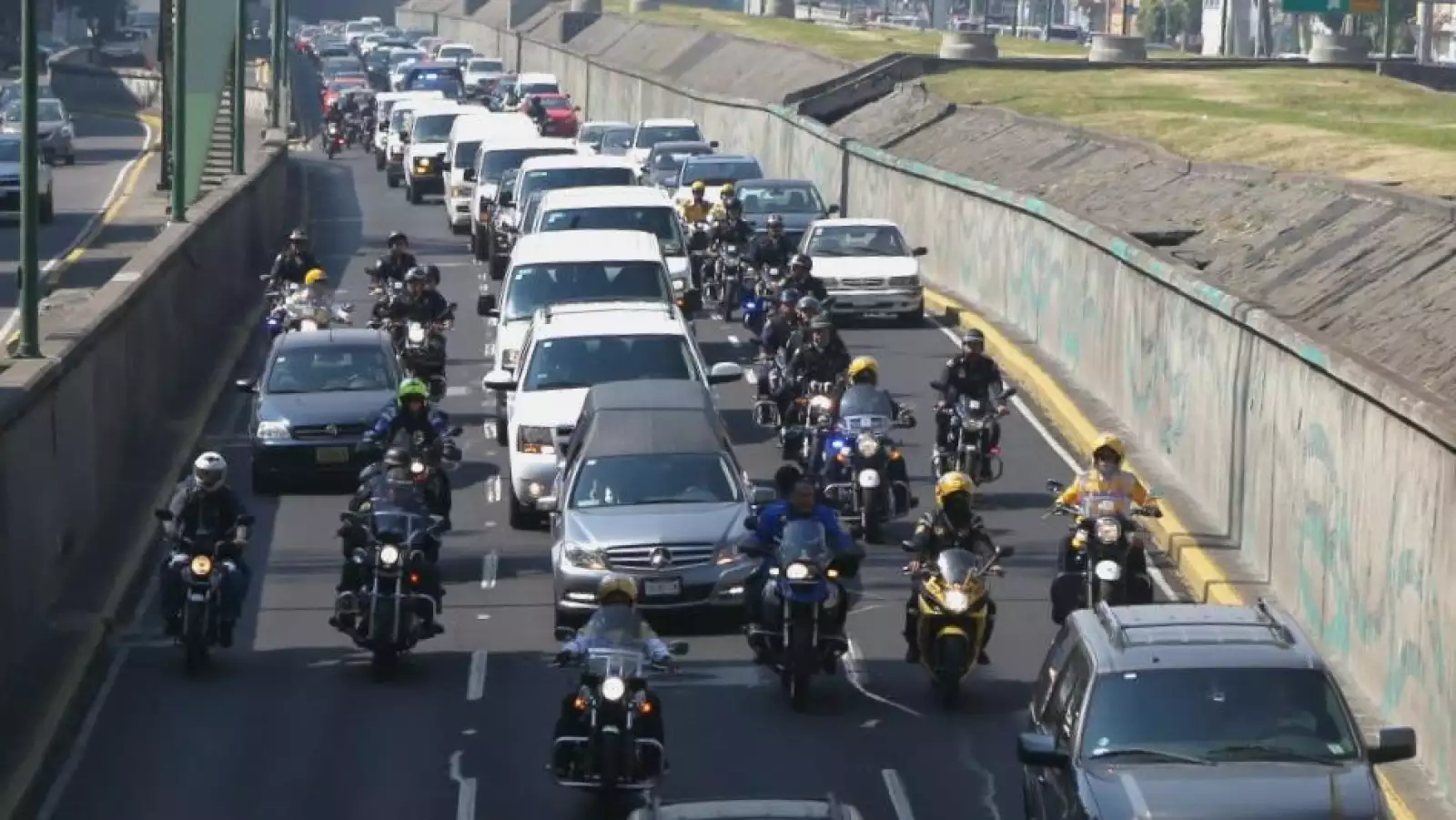 entierro chespirito 1