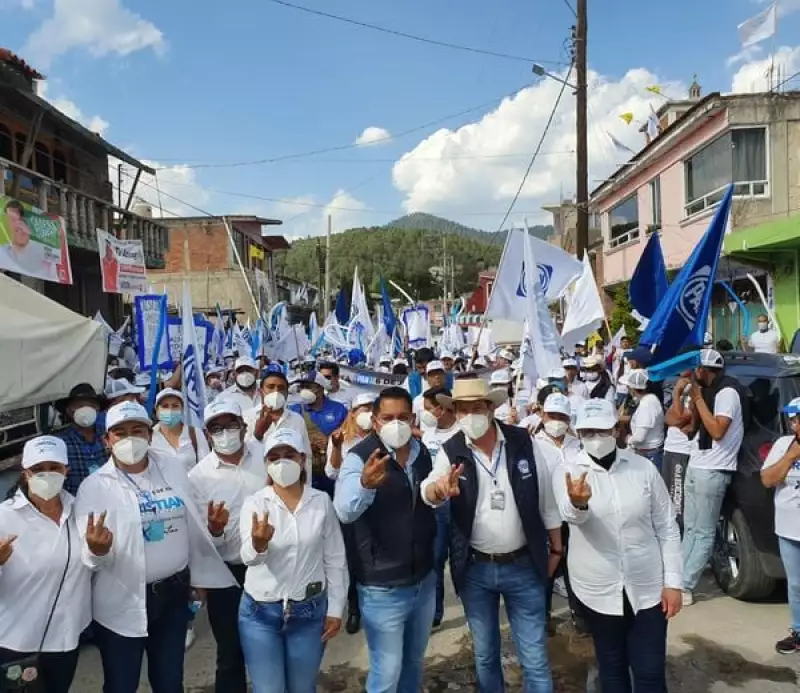 Integrantes del PAN de gira por el Estado de México