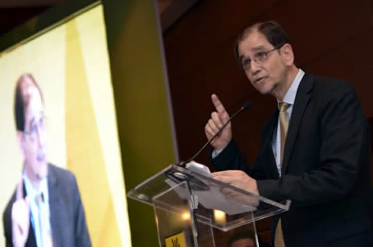 Agustín Basave, dirigente nacional del PRD, pide a Gobernación y PGR que investiguen a sus candidatos. (Foto: Notimex)