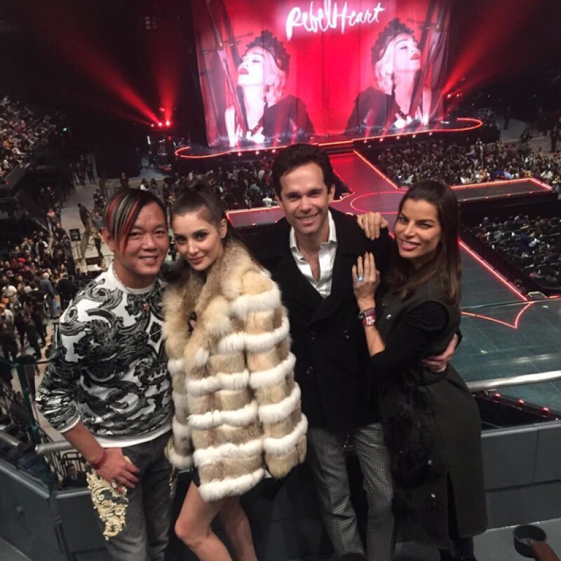 Bárbara y Alejandro se encontraron con sus amigos, los Hung.