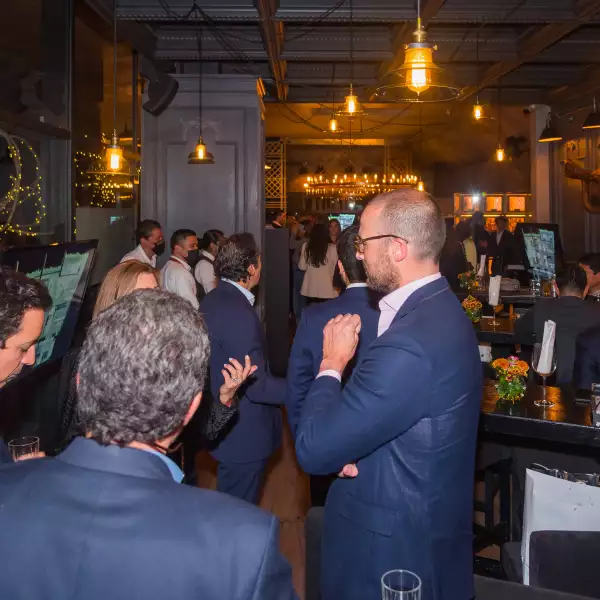 Presentación Naara La Mexicana