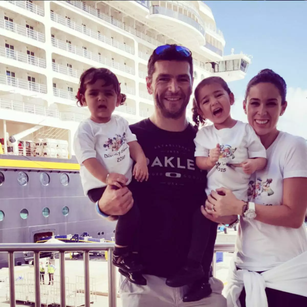 La guapa tapatía compartió una imagen que deja a la vista la gran complicidad que hay en sus hijas, ¡qué mejor manera de exaltar la unión familiar en estas fechas!