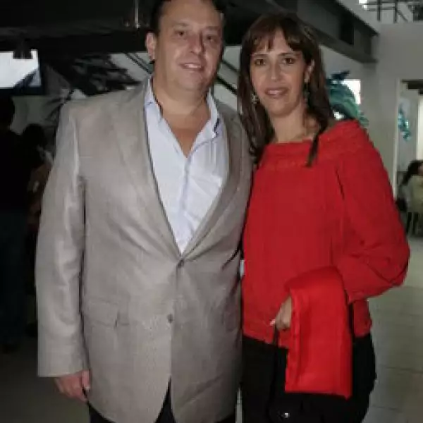 Ramón Gómez, Rossana Woodworth