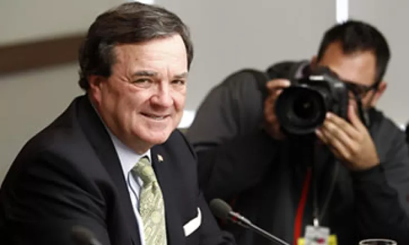 Jim Flaherty estuvo en un panel de discusión con el viceministro de Finanzas alemán, Joerg Asmussen. (Foto: Reuters)