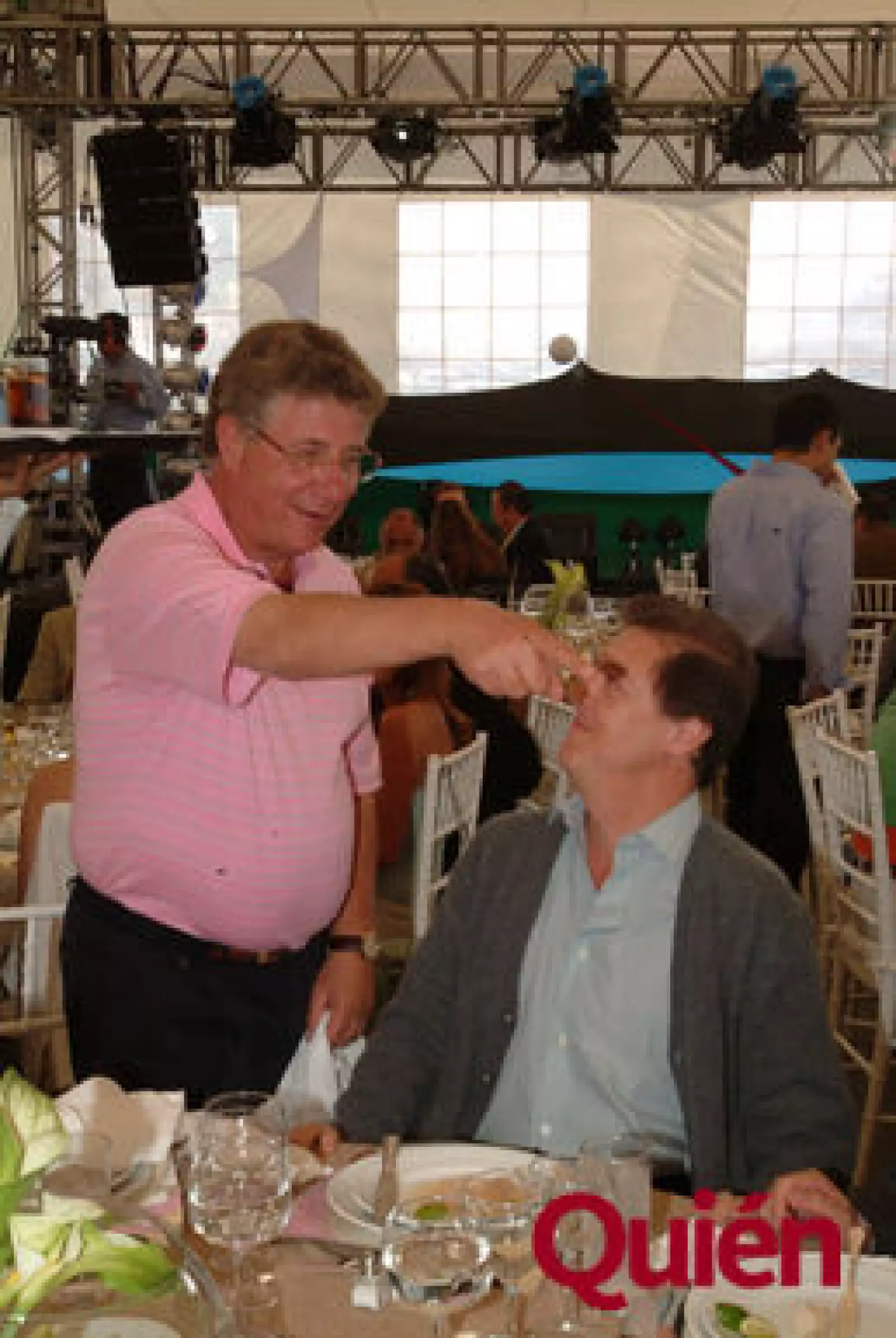 Carlos Alazraki, Carlos Barroso