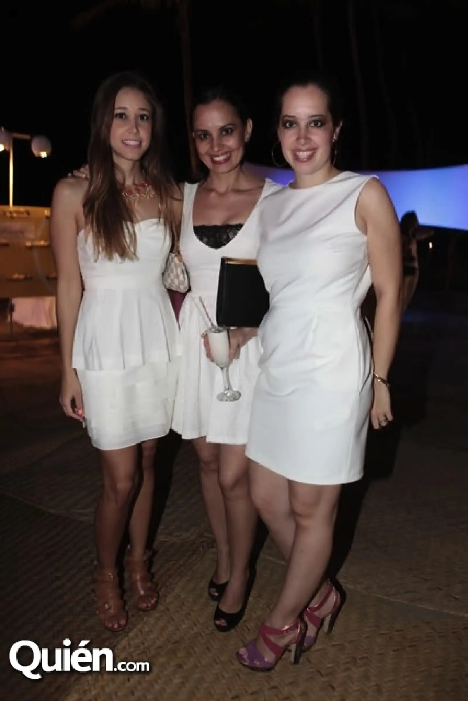 Oti, Oti y Lucía Ruenes