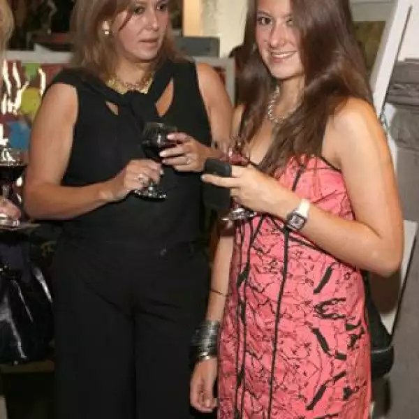 Luisa González y Regina O´Farrill