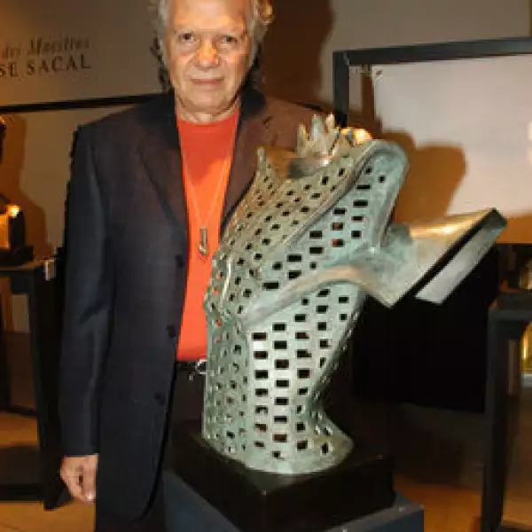 José Sacal
