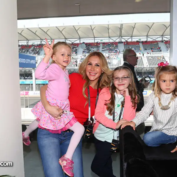Lucero Abed, Paola Sierra, Sophie Farr y Olivia Chávez