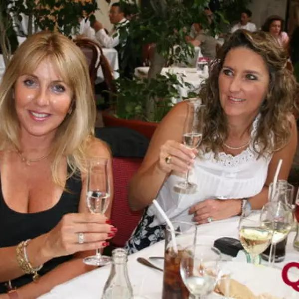 Ana Martínez, Tita Valle