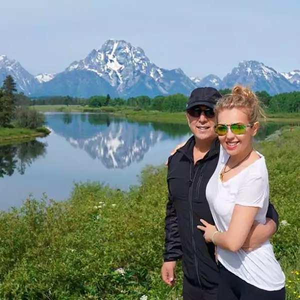 El amor que le das a nuestros hijos cada segundo del día te hace, a mis ojos,el mejor padre del mundo love of my life!, posteó Thalía junto a esta imagen.