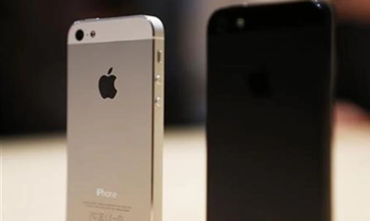 El iPhone 5 saldrá a la venta en las tiendas minoristas el 21 de septiembre. (Foto: Reuters)