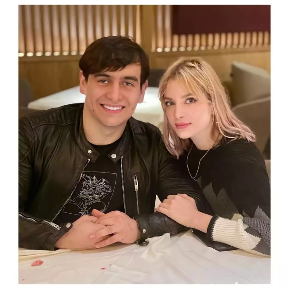 El fallecido cantante y actor Julián Figueroa, hijo de Maribel Guardia
