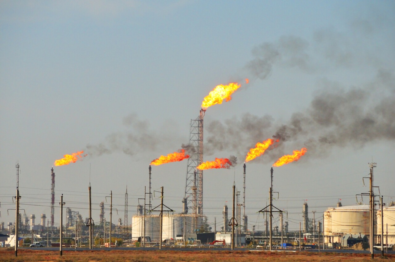 Pemex quema casi una quinta parte del que produce en medio de la dependencia de EU