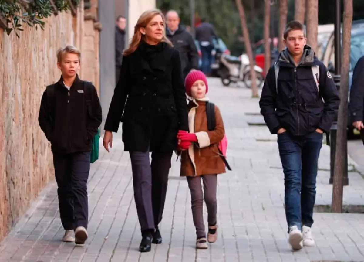 Por ahora, los niños se mantienen alejados del escándalo en Ginebra. Aquí en una foto de archivo en Barcelona.