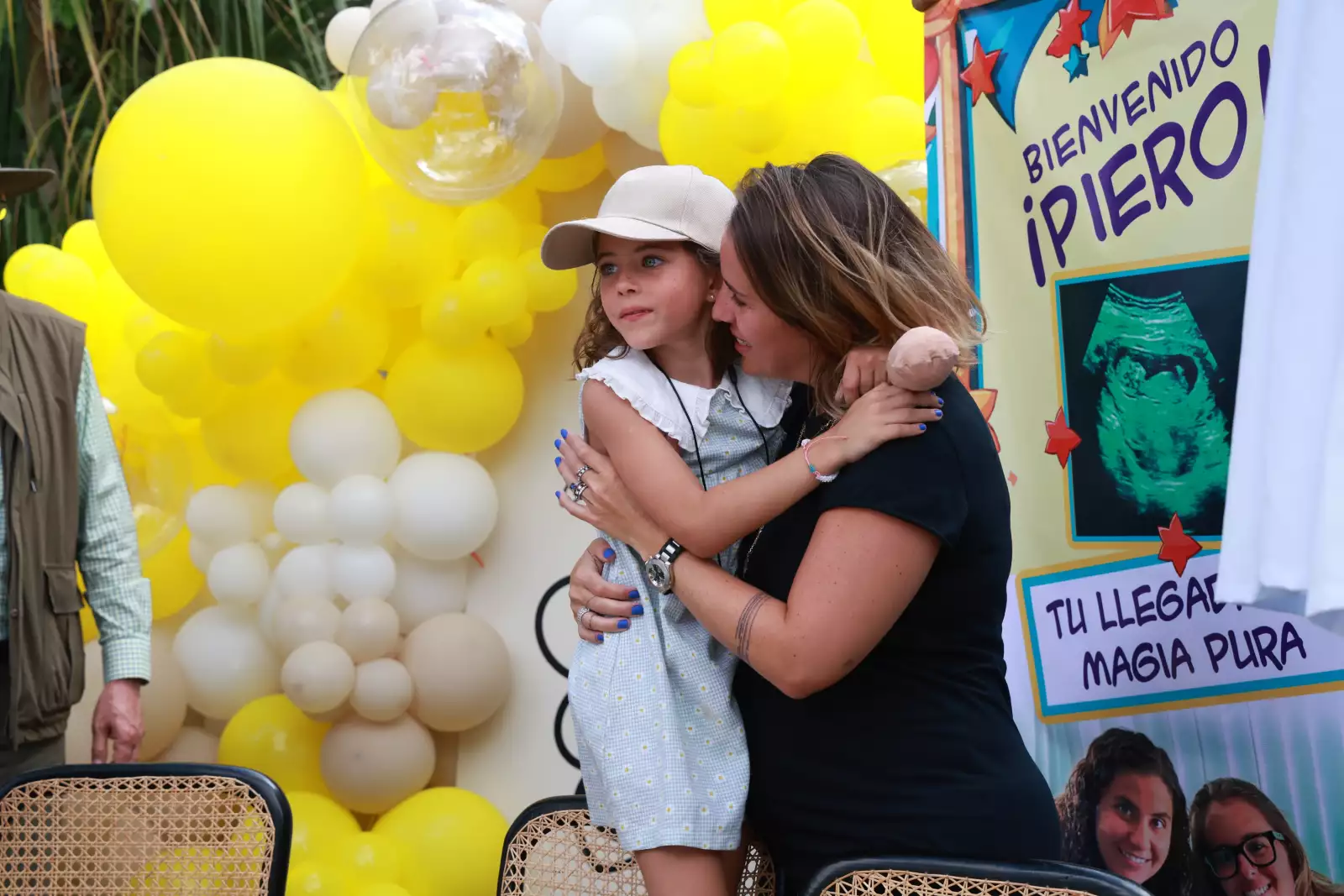 Pía y Saskia Niño de Rivera