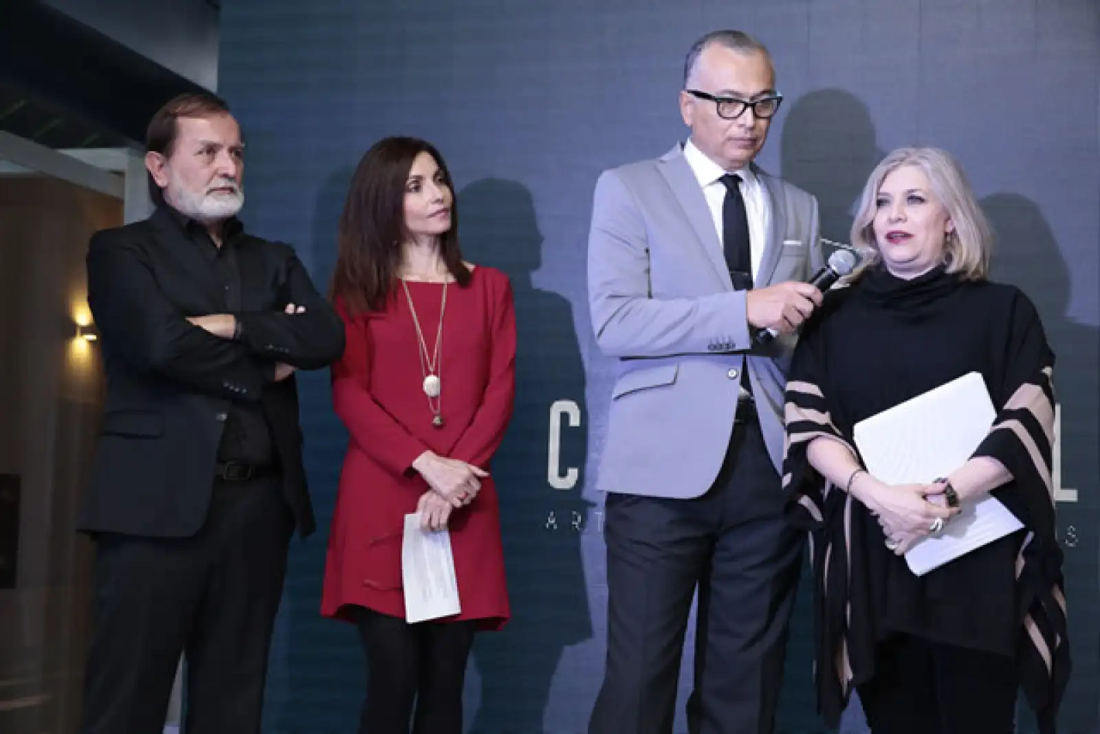 Epigmenio Ibarra, Verónica Velasco, Ignacio Flores y Ana Celia Urquidi.
